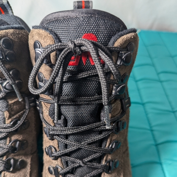 EMS Eastern Mountain Sports Women's Day Hiker Trail Boots, Tan/Black, Size 8 - Picture 5 of 9